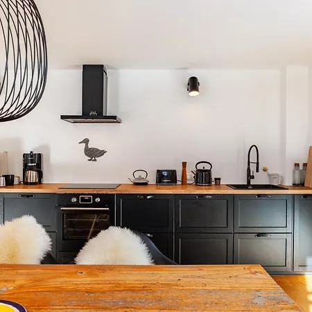 Flocke Sternschnuppe * Sankt Anton am Arlberg